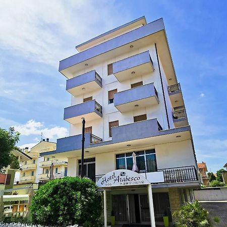 Hotel Arabesco Римини Екстериор снимка