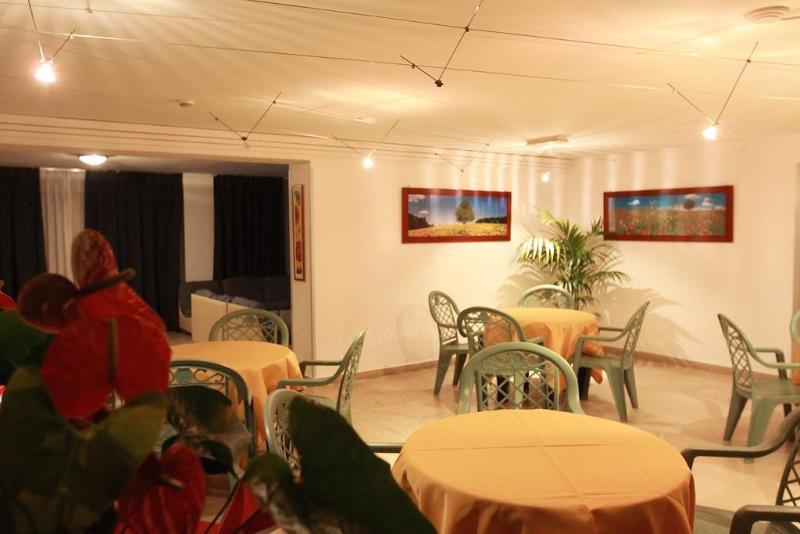 Hotel Arabesco Римини Екстериор снимка