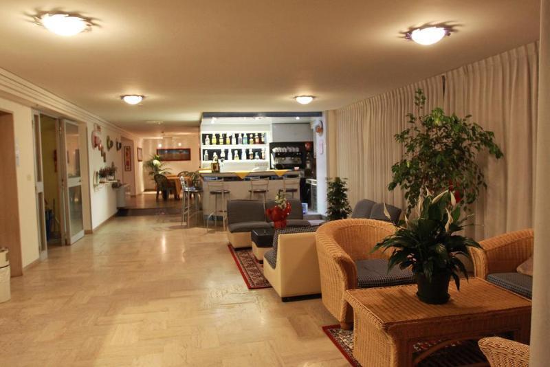 Hotel Arabesco Римини Екстериор снимка