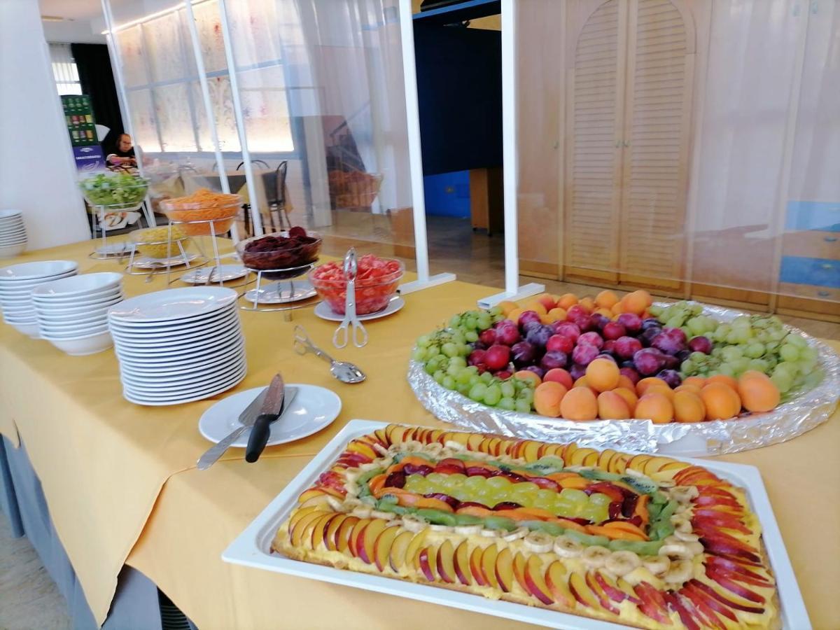 Hotel Arabesco Римини Екстериор снимка
