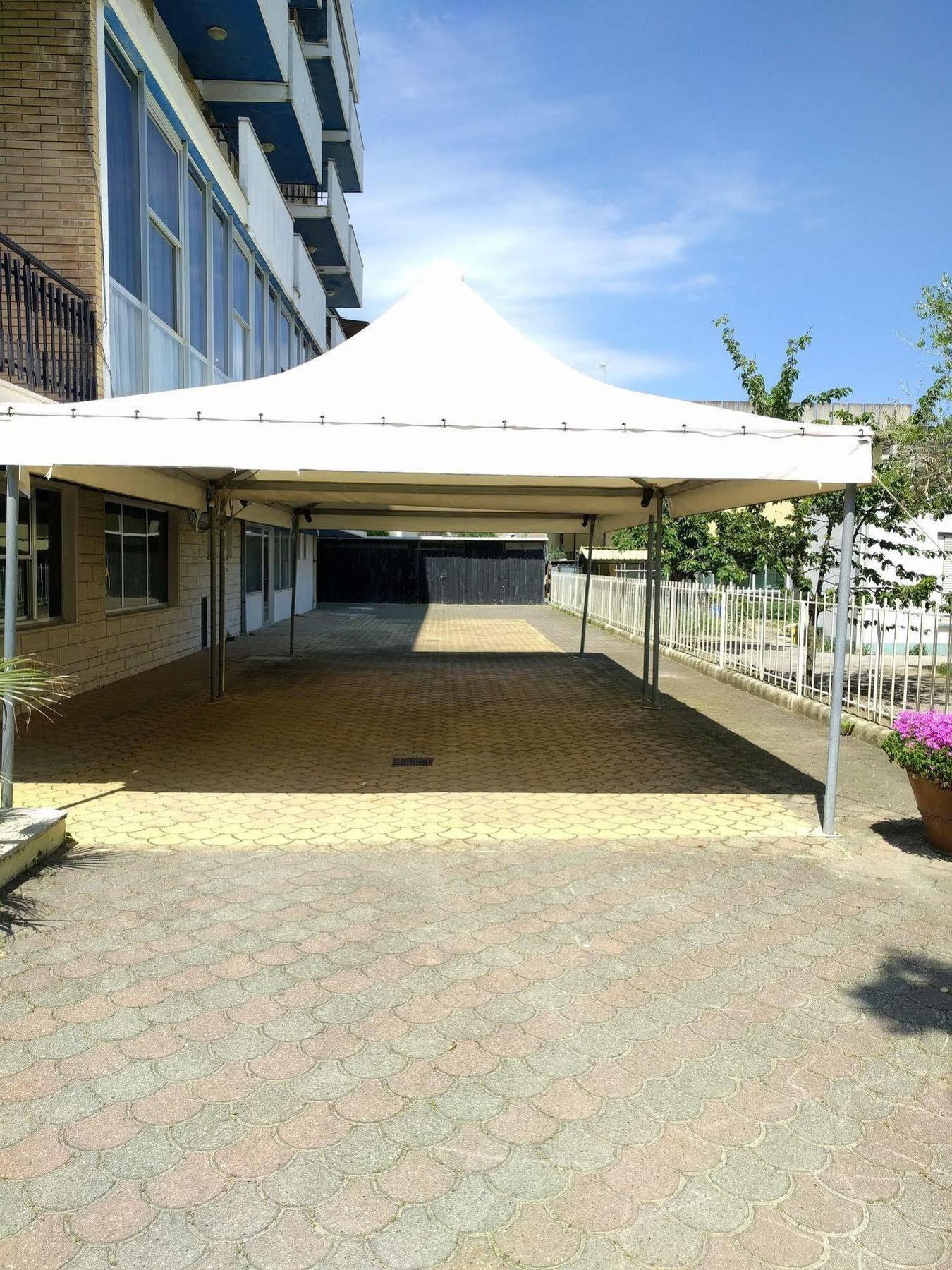 Hotel Arabesco Римини Екстериор снимка